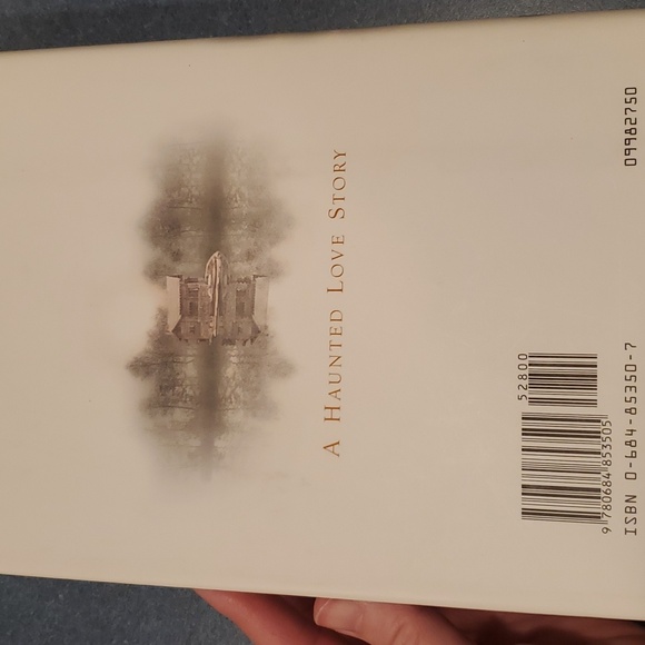 Stephen King novel- Bag of Bones - Picture 3 of 4